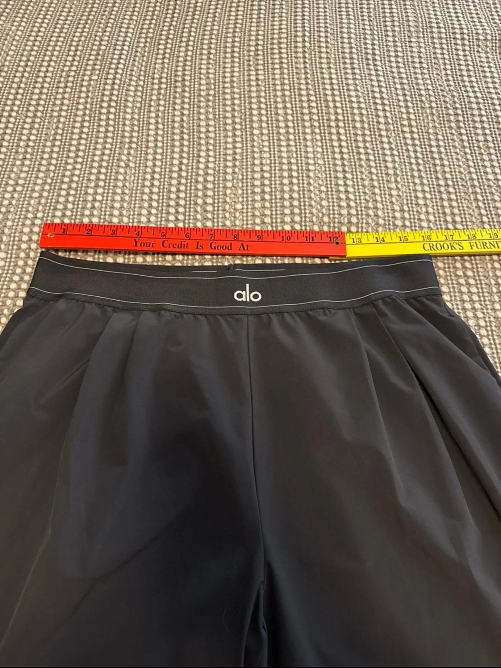 Alo yoga suit up trousers size large anthracite